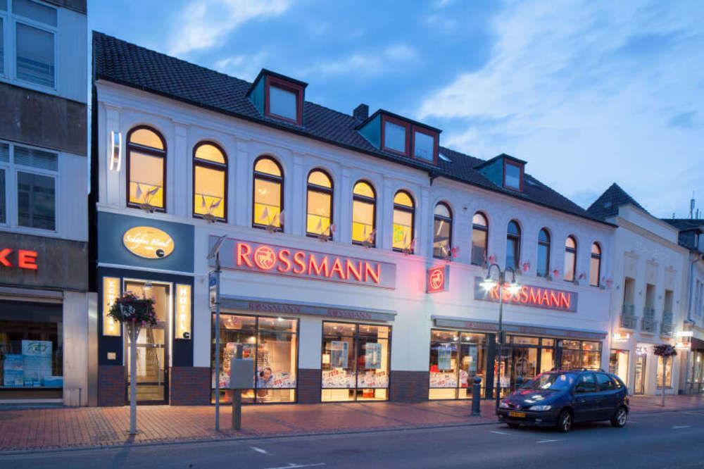 Schäfers Hotel, 24 h Self Check In, Bäcker am Hotel Vechta Exterior foto
